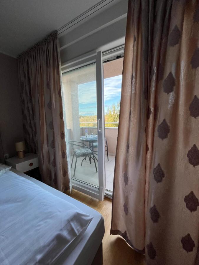 Apartman Yacht Медулин Экстерьер фото