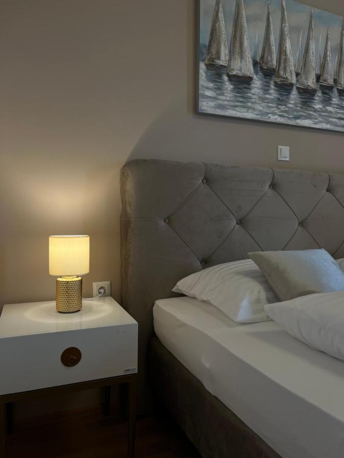 Apartman Yacht Медулин Экстерьер фото