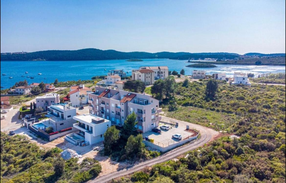 Apartman Yacht Медулин Экстерьер фото
