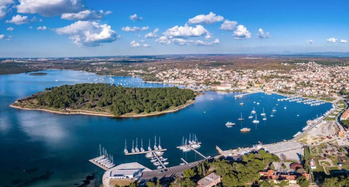Apartman Yacht Медулин Экстерьер фото